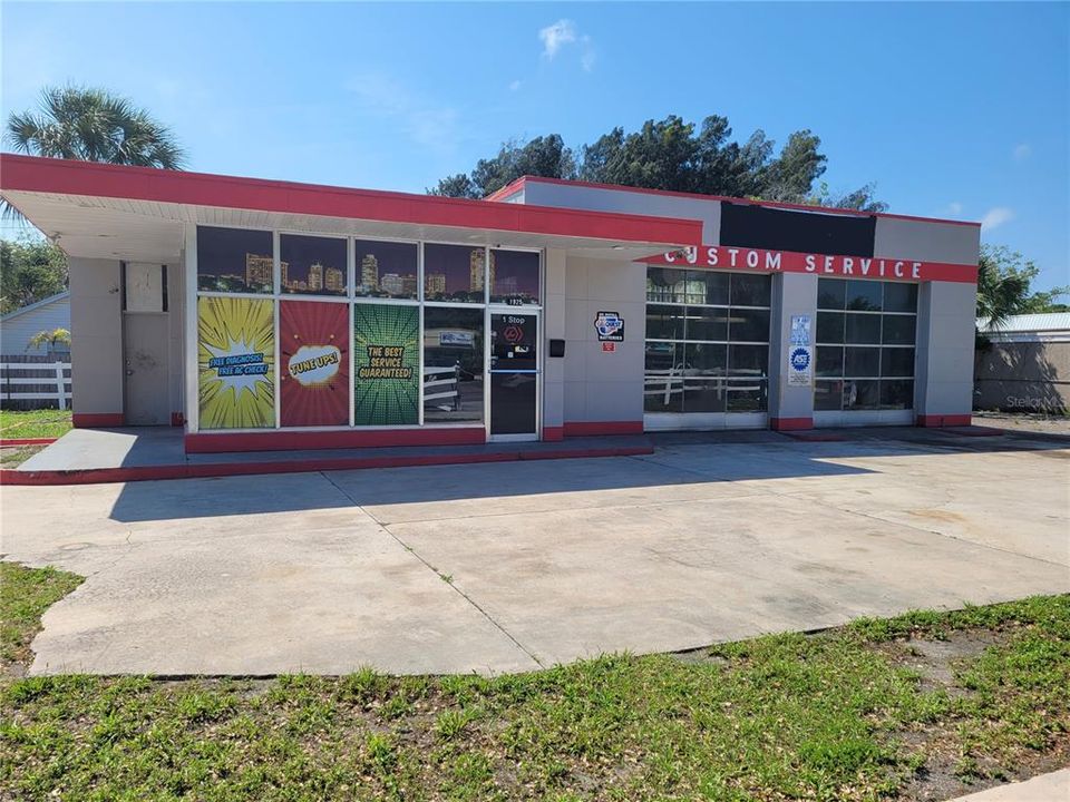 Recently Sold: $399,900 (0 beds, 0 baths, 1588 Square Feet)