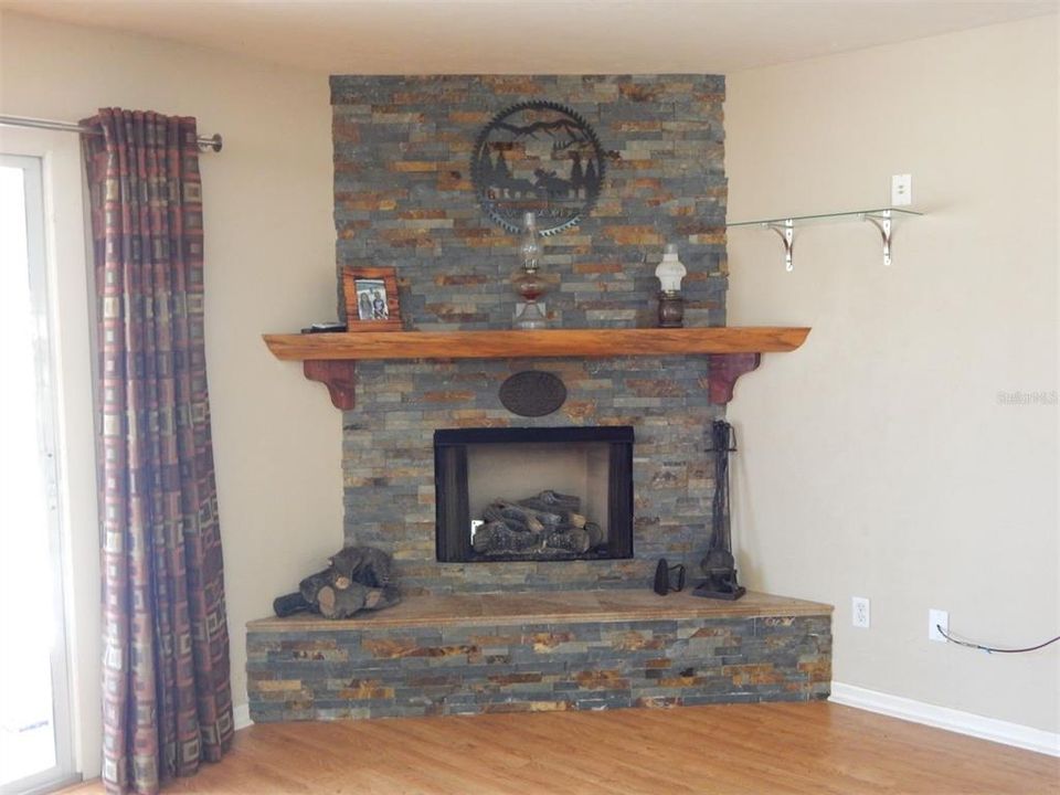 Main living area-Gas Fireplace