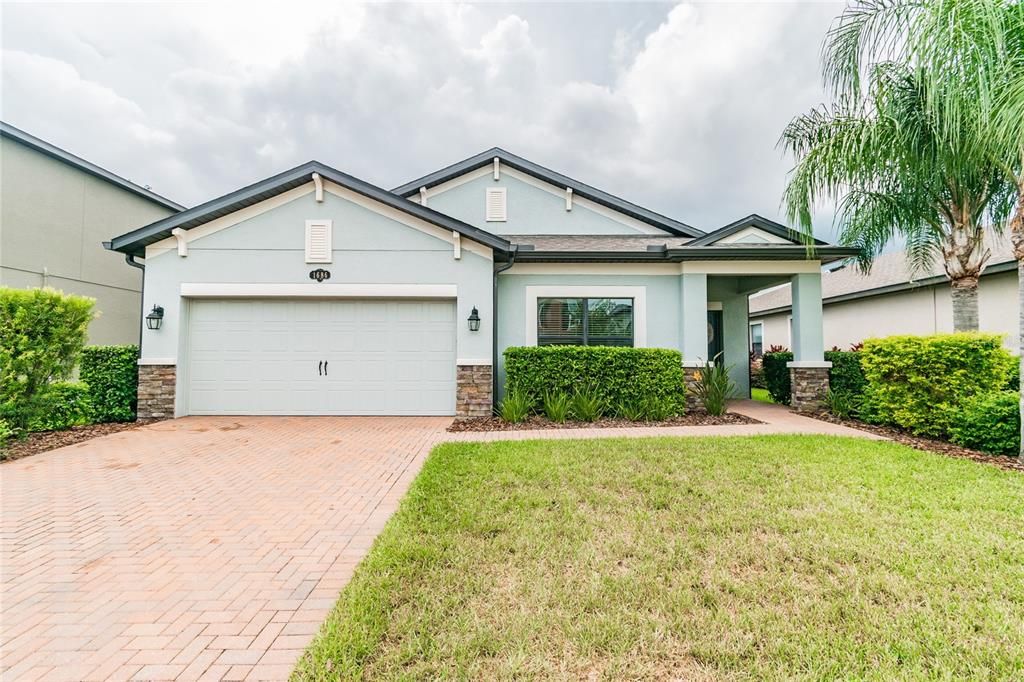 Recently Sold: $510,000 (4 beds, 2 baths, 2115 Square Feet)