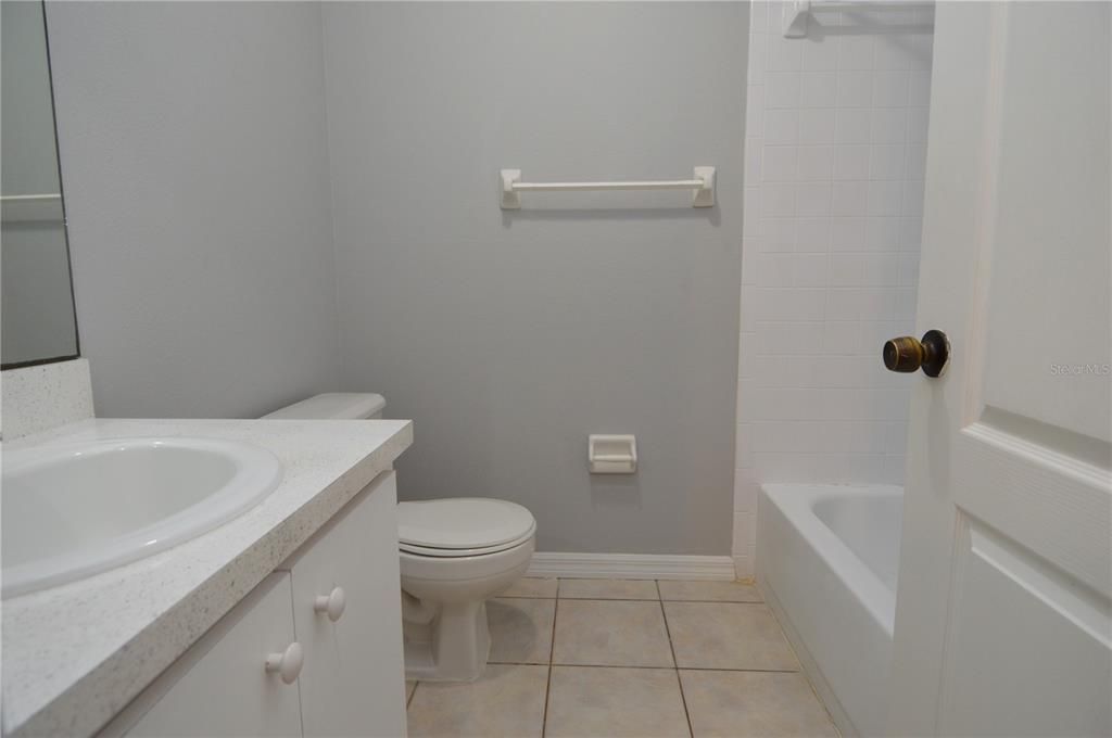 最近租的: $1,500 (2 贝兹, 2 浴室, 1100 平方英尺)