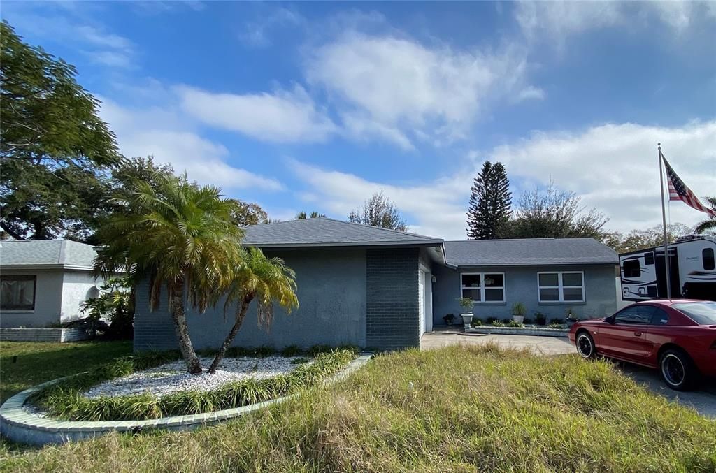 Recently Sold: $253,000 (3 beds, 2 baths, 1366 Square Feet)