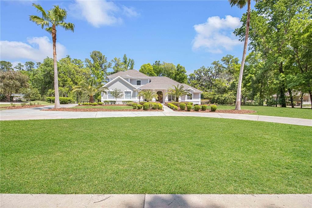 Recently Sold: $1,200,000 (3 beds, 3 baths, 3777 Square Feet)