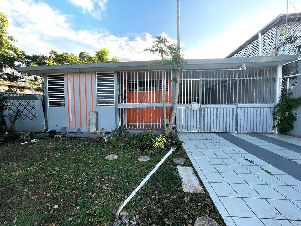 Vendido Recientemente: $99,000 (3 camas, 2 baños, 872 Pies cuadrados)