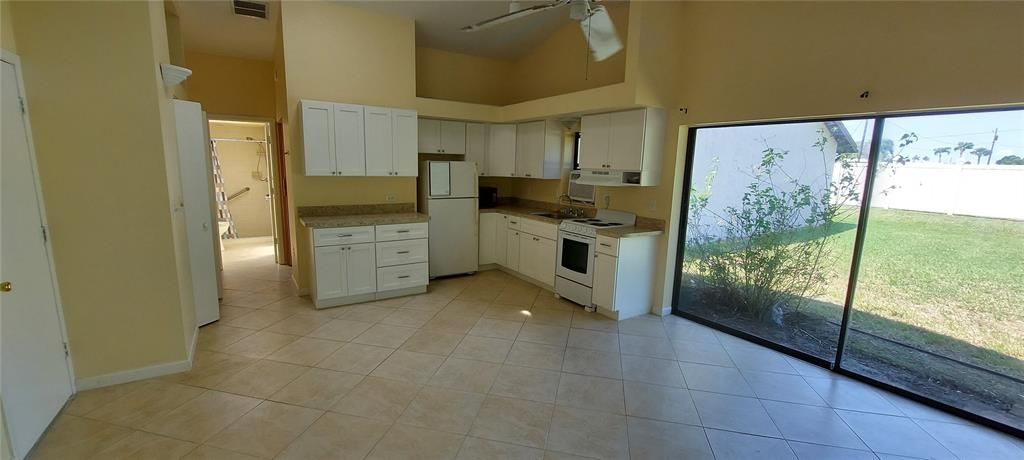 Recently Rented: $1,150 (1 beds, 1 baths, 350 Square Feet)