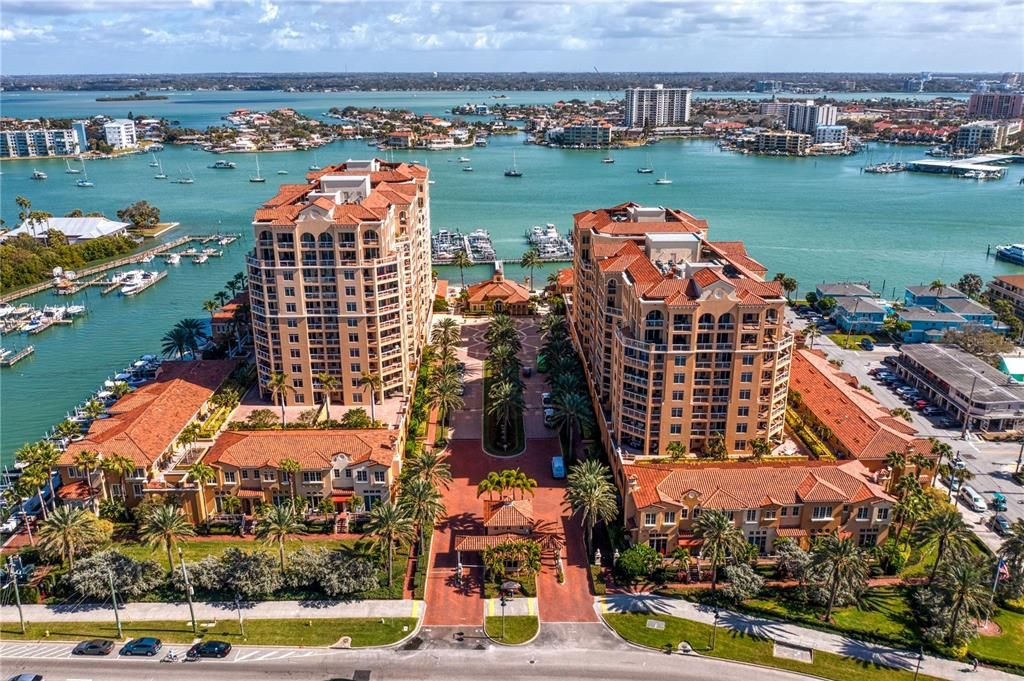 Recently Sold: $3,000,000 (3 beds, 3 baths, 3426 Square Feet)