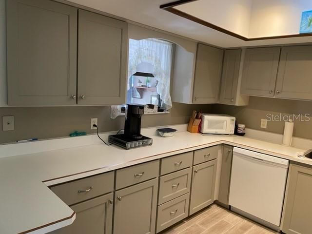 Recently Sold: $274,900 (2 beds, 2 baths, 1515 Square Feet)