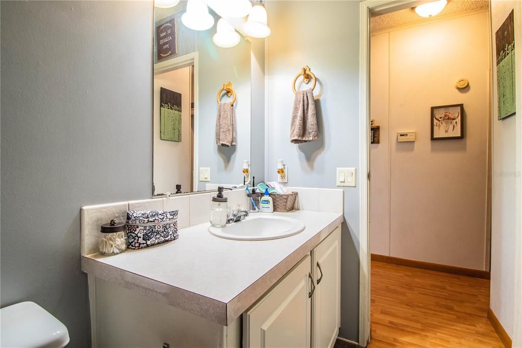 Recently Sold: $450,000 (3 beds, 2 baths, 1488 Square Feet)