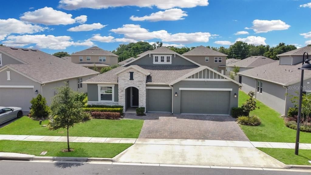 Recently Sold: $525,000 (4 beds, 3 baths, 2543 Square Feet)