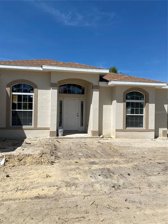 Recently Sold: $355,250 (3 beds, 2 baths, 1729 Square Feet)