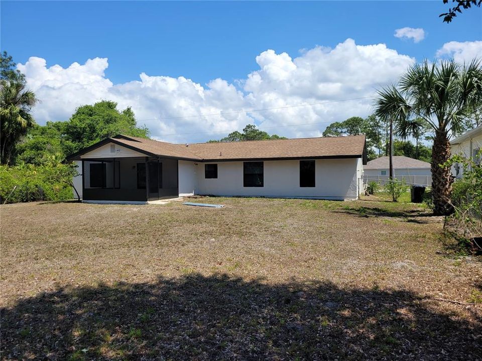 Recently Sold: $339,000 (3 beds, 2 baths, 1554 Square Feet)
