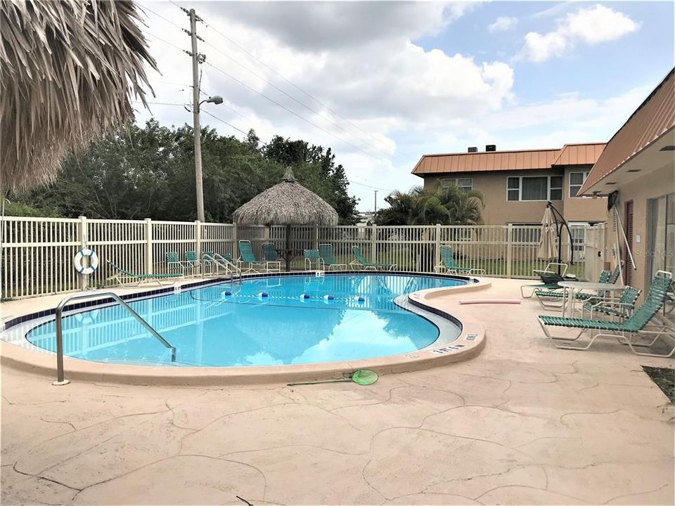 Recently Sold: $110,000 (2 beds, 1 baths, 925 Square Feet)