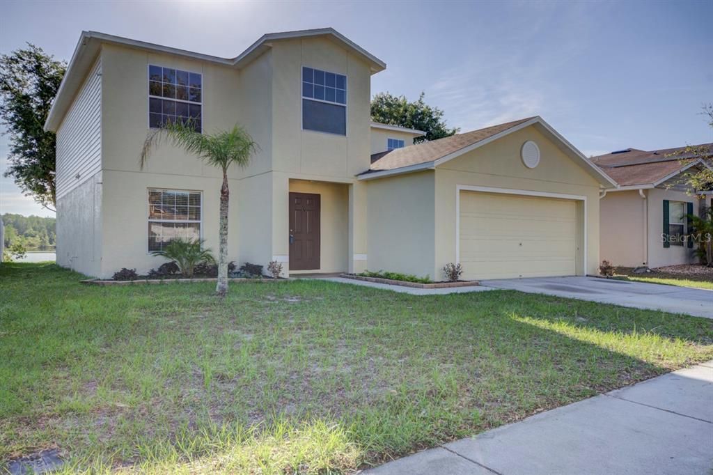 Recently Sold: $425,000 (4 beds, 2 baths, 2807 Square Feet)