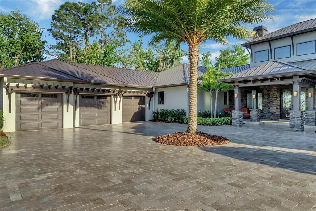 Recently Sold: $3,950,000 (4 beds, 5 baths, 6350 Square Feet)