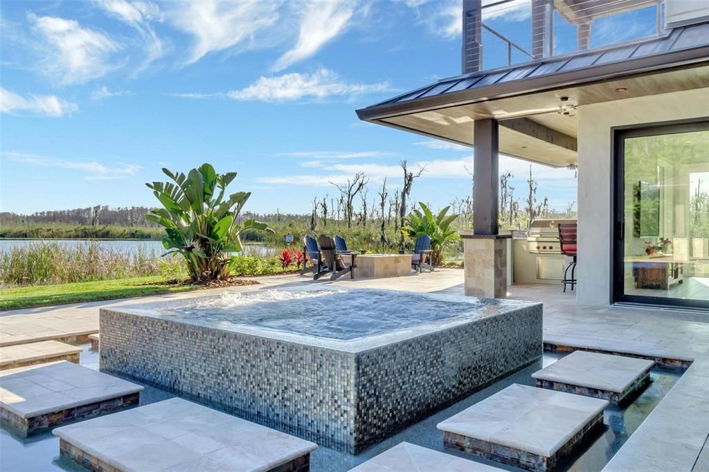 Recently Sold: $3,950,000 (4 beds, 5 baths, 6350 Square Feet)