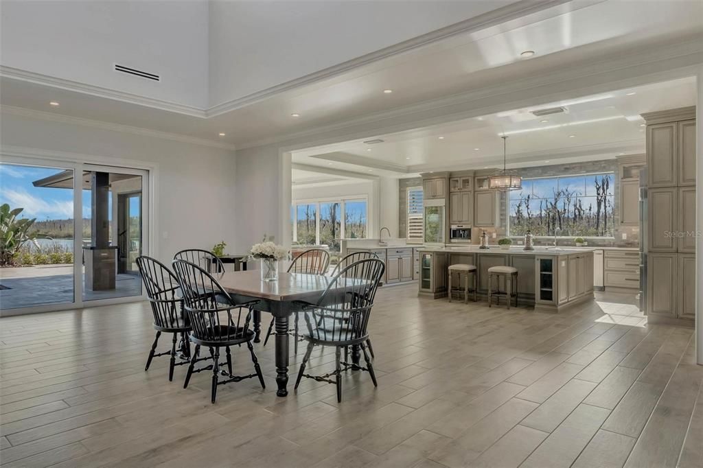 Recently Sold: $3,950,000 (4 beds, 5 baths, 6350 Square Feet)