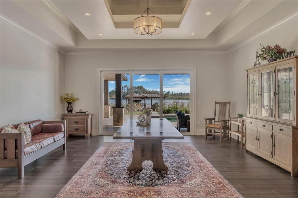 Recently Sold: $3,950,000 (4 beds, 5 baths, 6350 Square Feet)