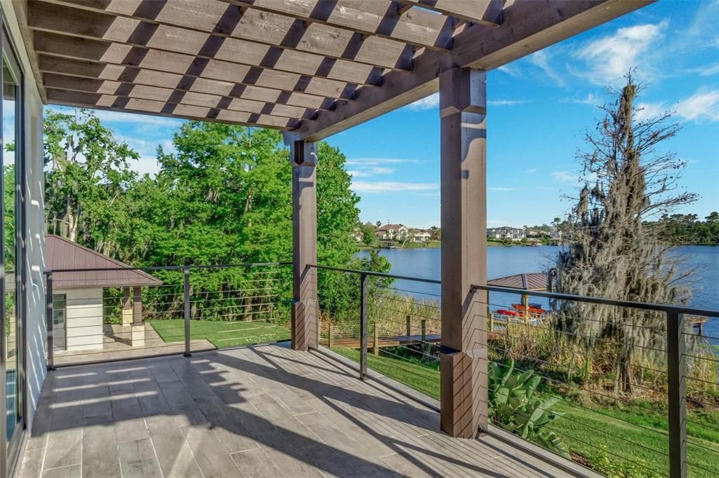 Recently Sold: $3,950,000 (4 beds, 5 baths, 6350 Square Feet)