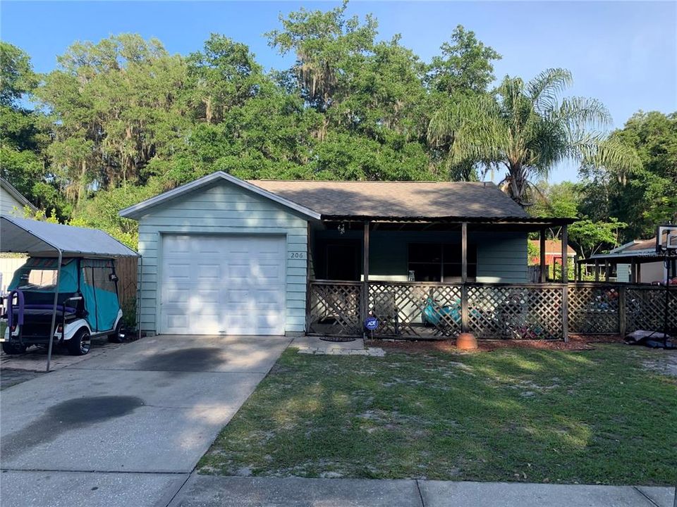 Recently Sold: $175,000 (3 beds, 2 baths, 1051 Square Feet)