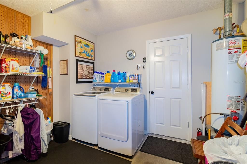 Recently Sold: $192,000 (2 beds, 2 baths, 1261 Square Feet)