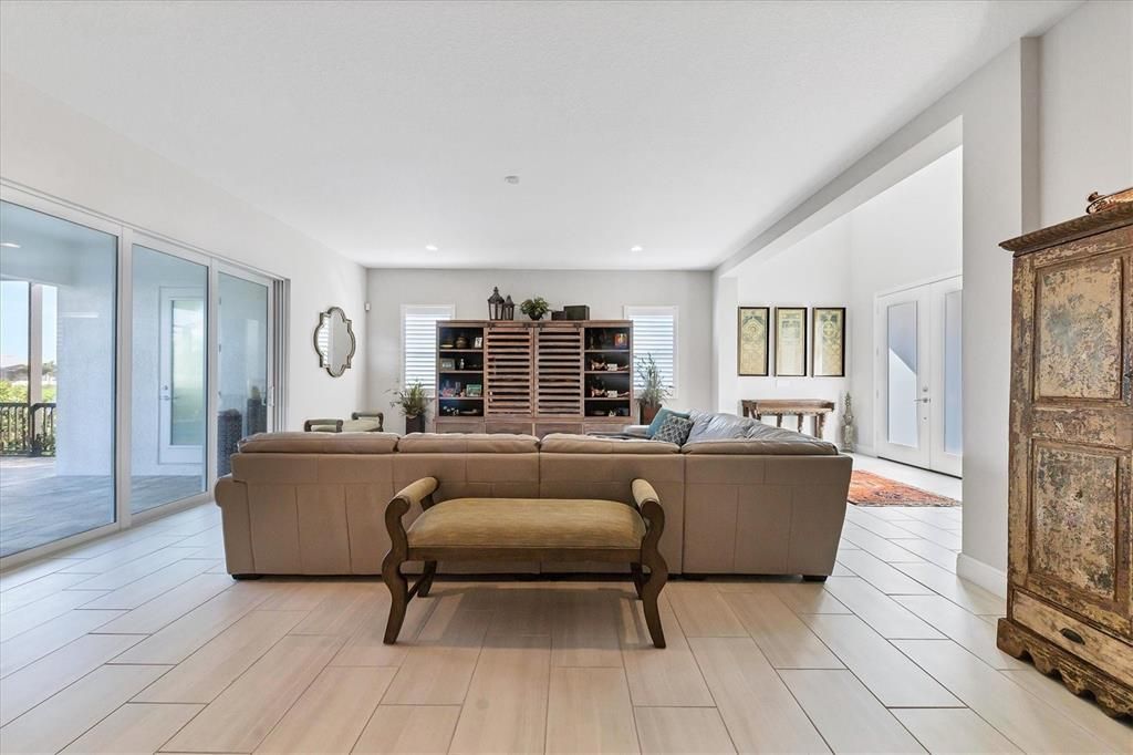 Recently Sold: $1,429,000 (4 beds, 4 baths, 3678 Square Feet)