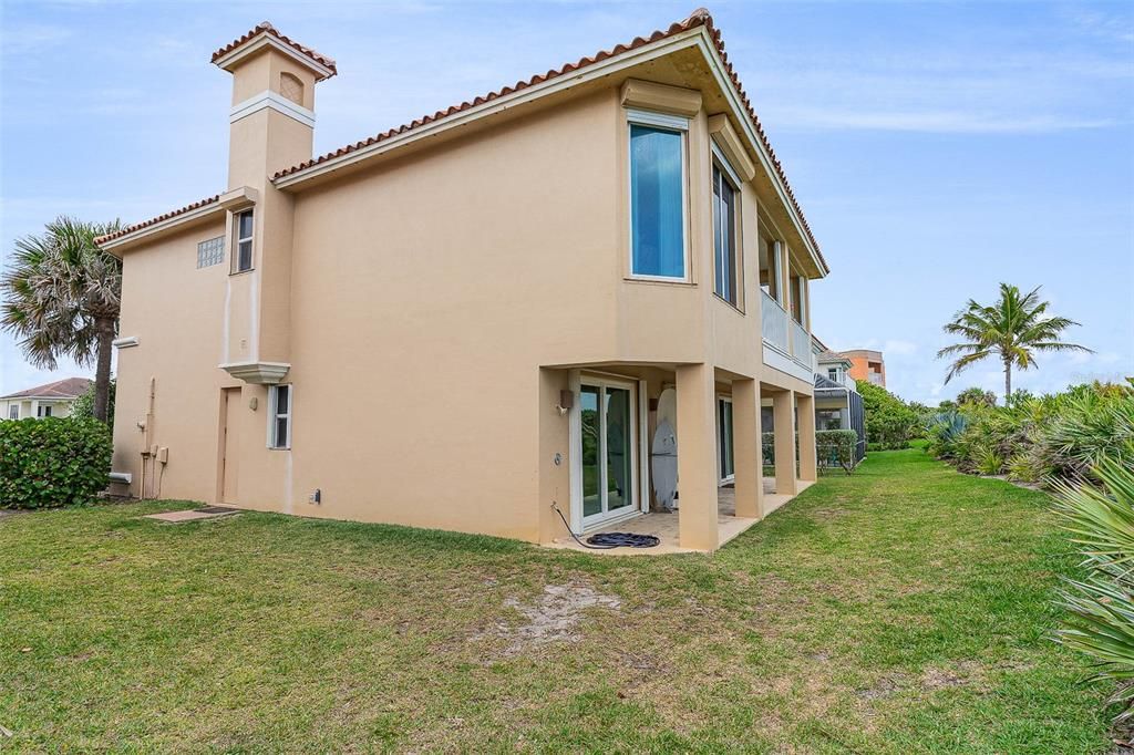 Recently Sold: $2,000,000 (4 beds, 3 baths, 3000 Square Feet)