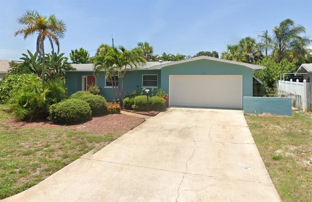 Recently Sold: $710,000 (3 beds, 3 baths, 1642 Square Feet)