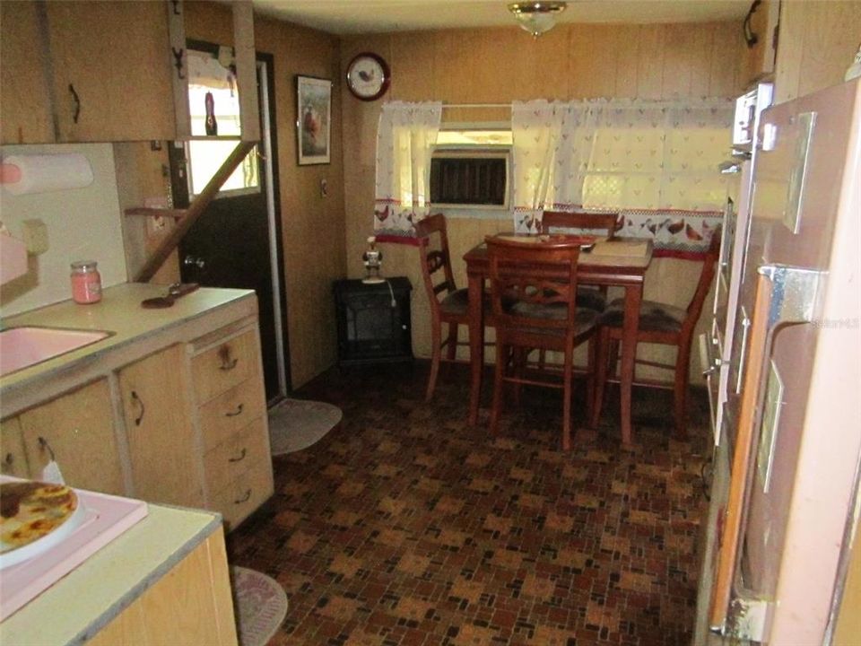 Vendido Recientemente: $55,000 (2 camas, 1 baños, 540 Pies cuadrados)