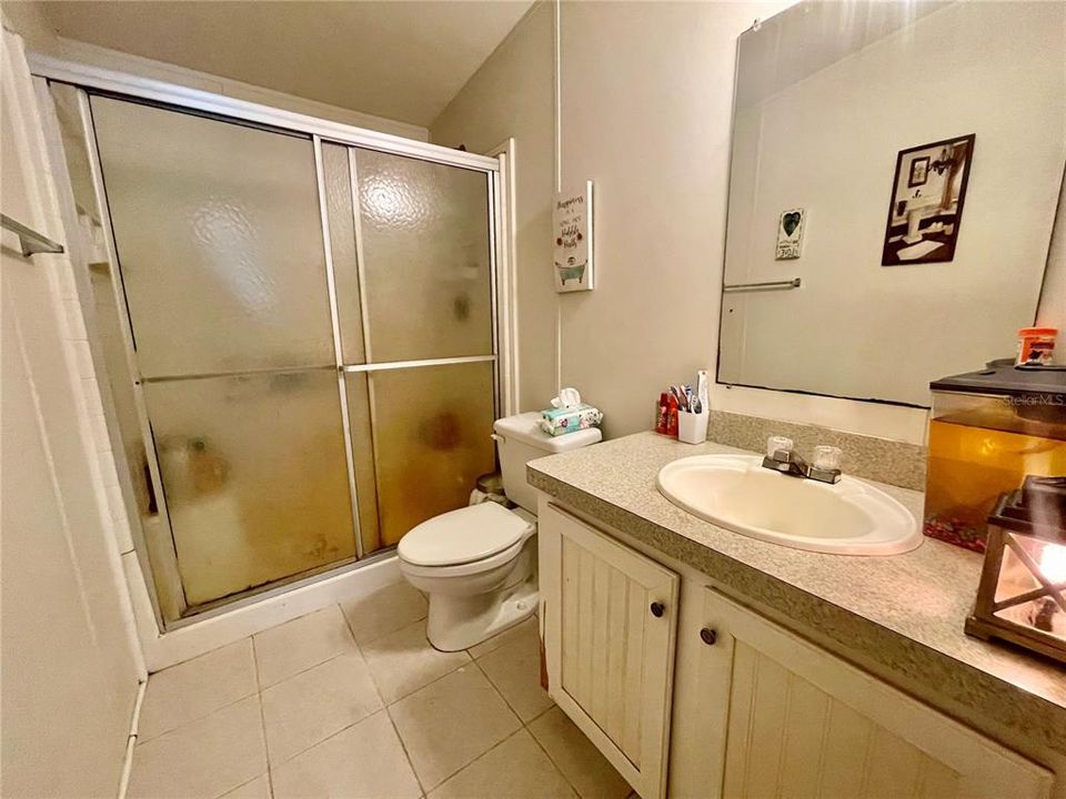 最近售出: $265,000 (3 贝兹, 2 浴室, 1800 平方英尺)
