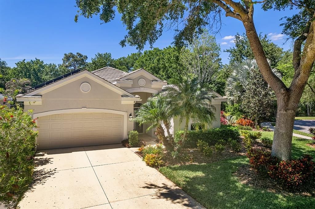 Recently Sold: $525,000 (2 beds, 2 baths, 2000 Square Feet)