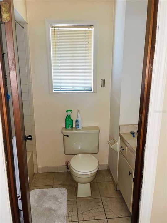 Recently Sold: $125,000 (1 beds, 1 baths, 757 Square Feet)