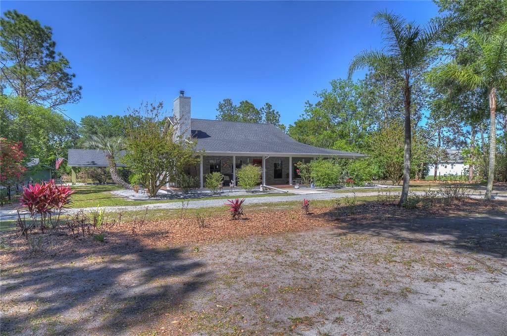Recently Sold: $675,000 (4 beds, 3 baths, 2644 Square Feet)