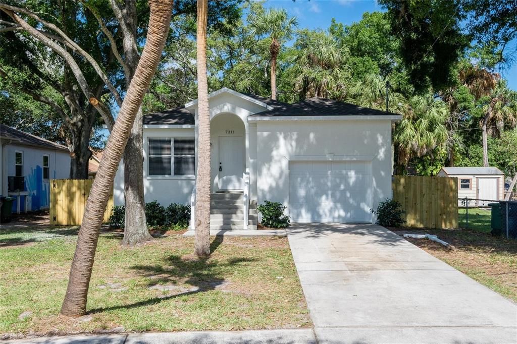 Recently Sold: $420,000 (3 beds, 2 baths, 1260 Square Feet)