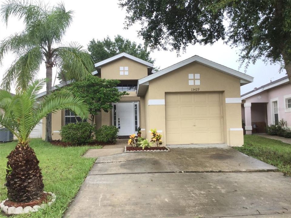 Recently Sold: $222,500 (3 beds, 2 baths, 1229 Square Feet)