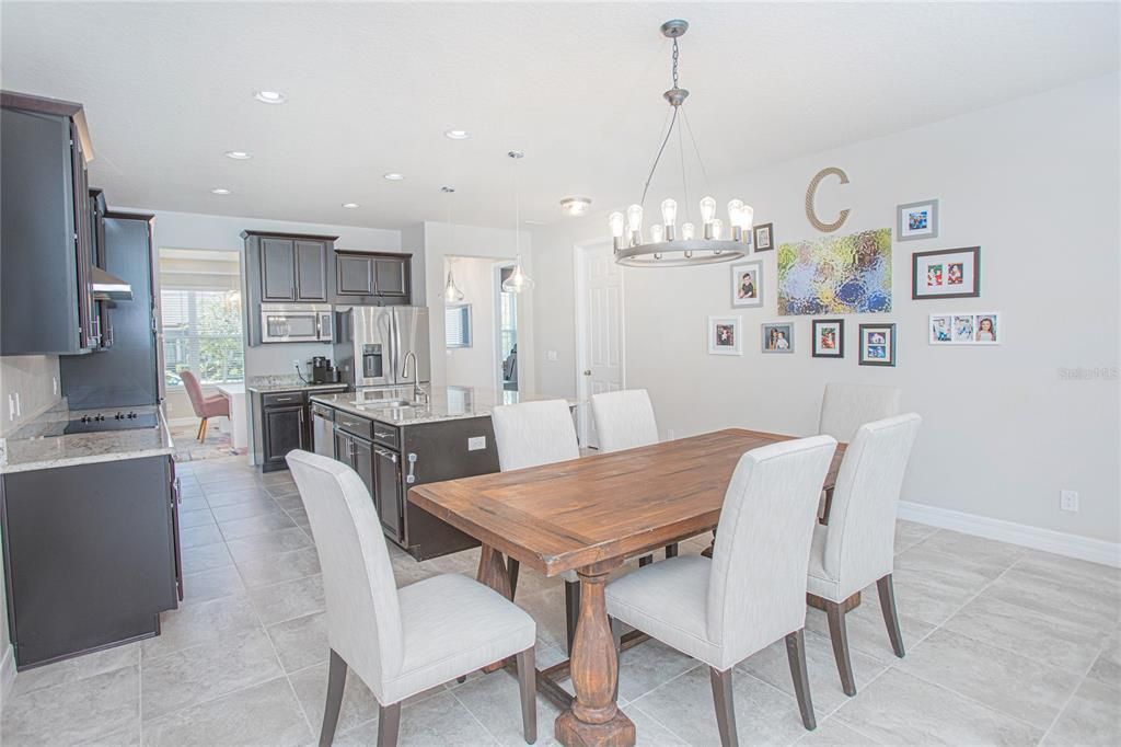Recently Sold: $620,000 (4 beds, 3 baths, 2242 Square Feet)
