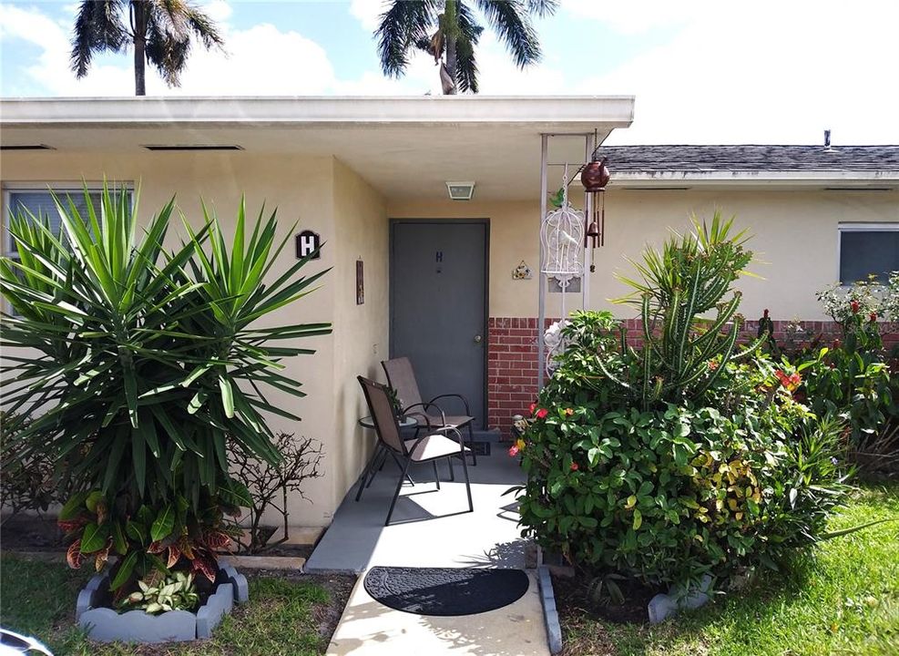 Recently Sold: $115,000 (1 beds, 1 baths, 612 Square Feet)