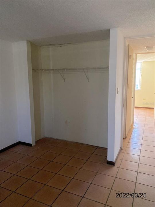 Vendido Recientemente: $129,900 (3 camas, 2 baños, 1134 Pies cuadrados)