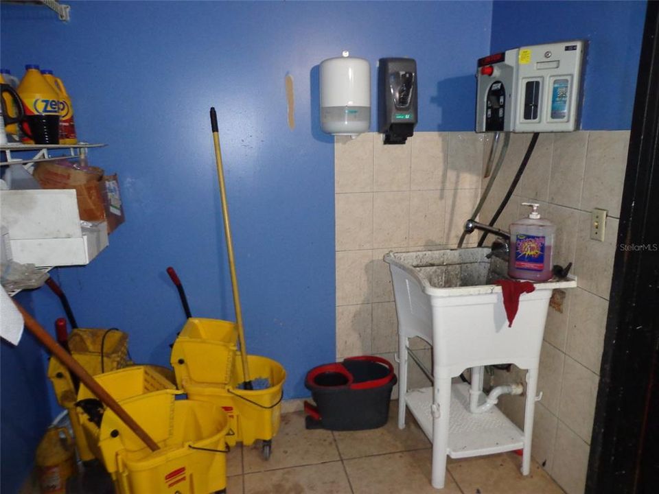 На продажу: $1,595,000 (0 спален, 0 ванн, 4000 Квадратных фут)