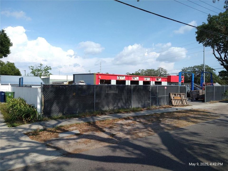 На продажу: $1,595,000 (0 спален, 0 ванн, 4000 Квадратных фут)