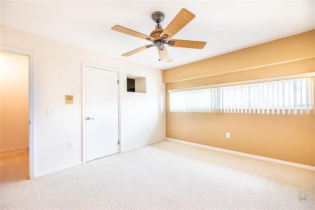 Recently Sold: $399,900 (2 beds, 2 baths, 1575 Square Feet)