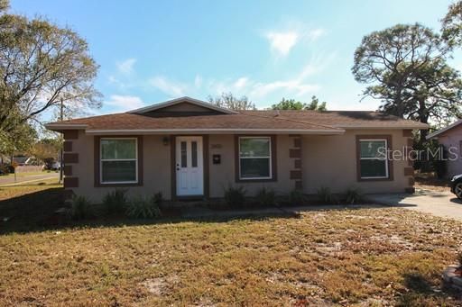 Recently Rented: $1,820 (3 beds, 2 baths, 1506 Square Feet)