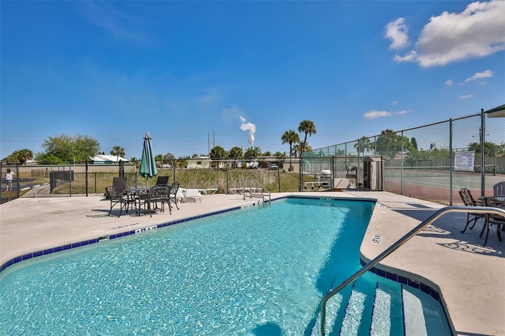 Community pool is always ready to enjoy and the tennis and basketball court is conveniently right next to the pool.