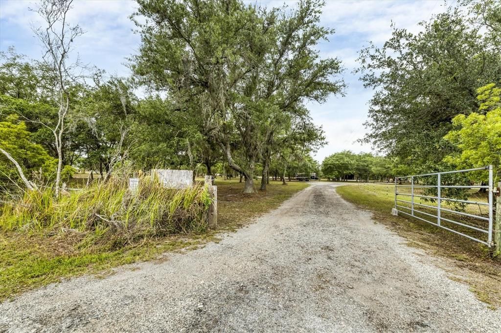 Недавно продано: $499,900 (9.35 acres)