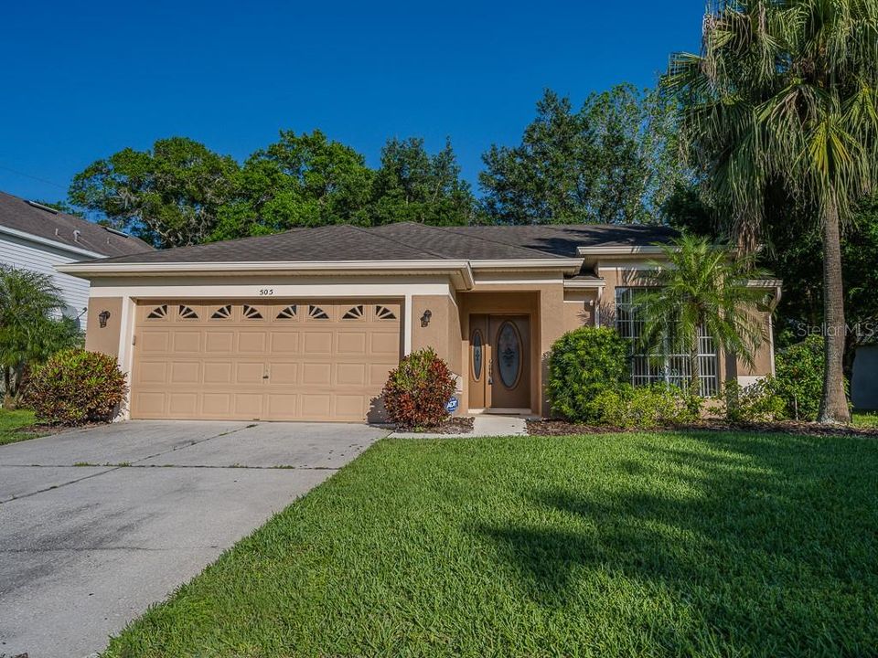 Recently Sold: $399,000 (3 beds, 2 baths, 1723 Square Feet)