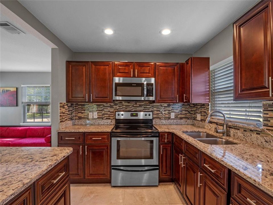 Kitchen with modern finishes