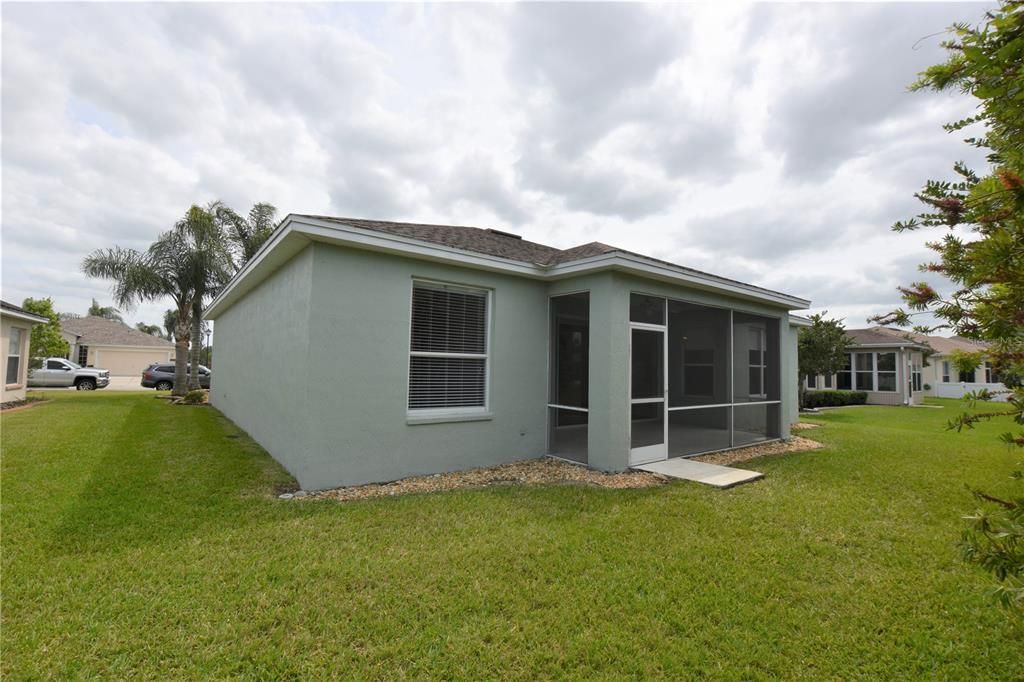 Recently Rented: $2,035 (3 beds, 2 baths, 1666 Square Feet)