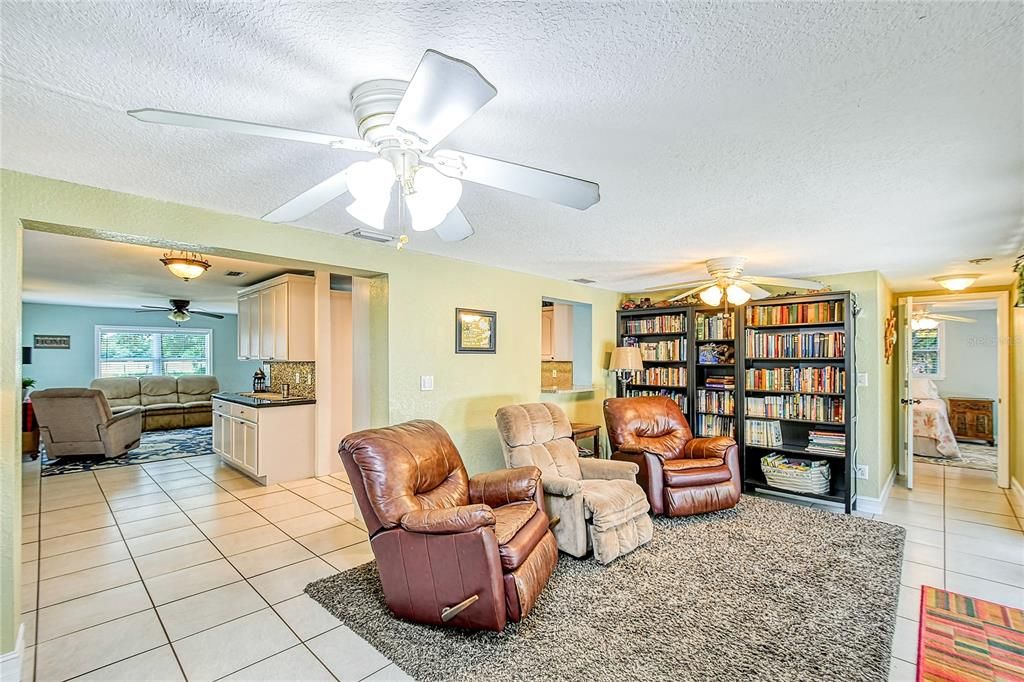 Recently Sold: $390,000 (3 beds, 2 baths, 2227 Square Feet)