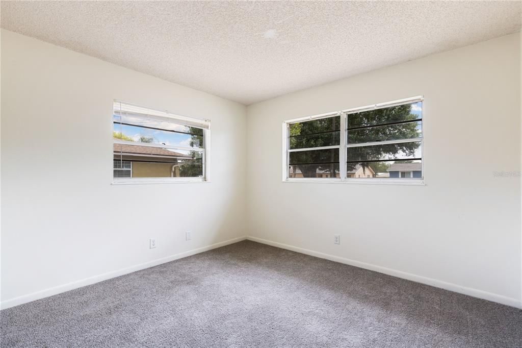 Recently Sold: $239,900 (3 beds, 2 baths, 1353 Square Feet)