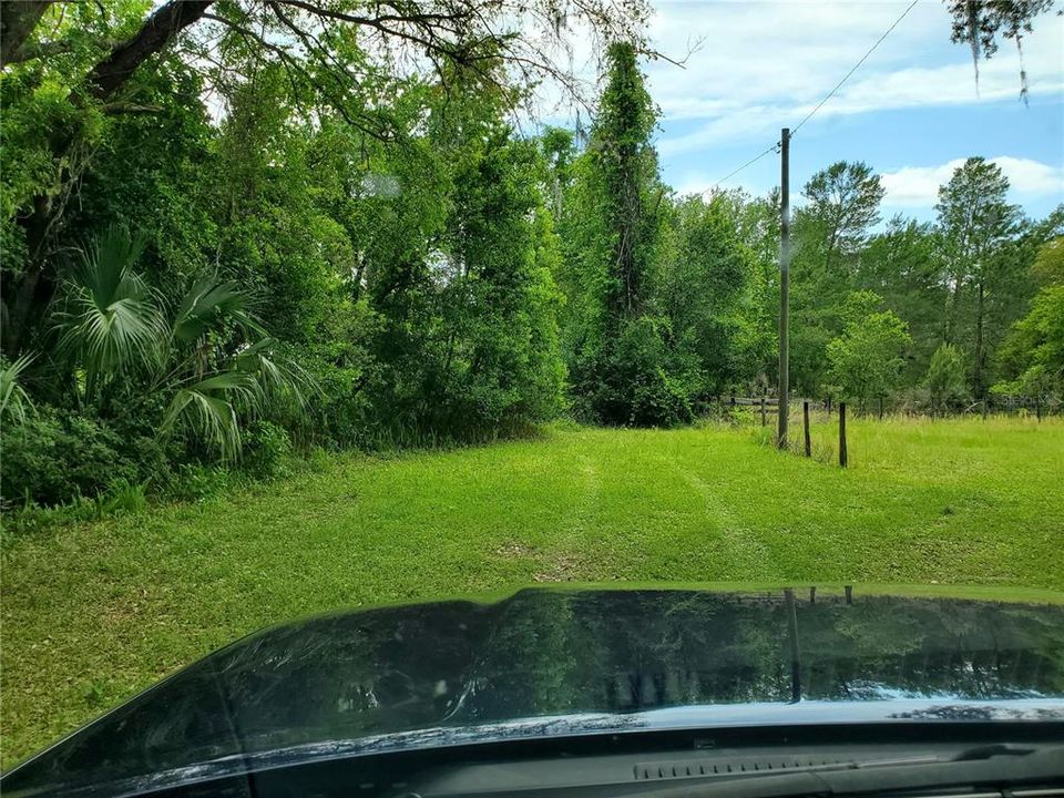 Vendido Recientemente: $62,000 (3.50 acres)