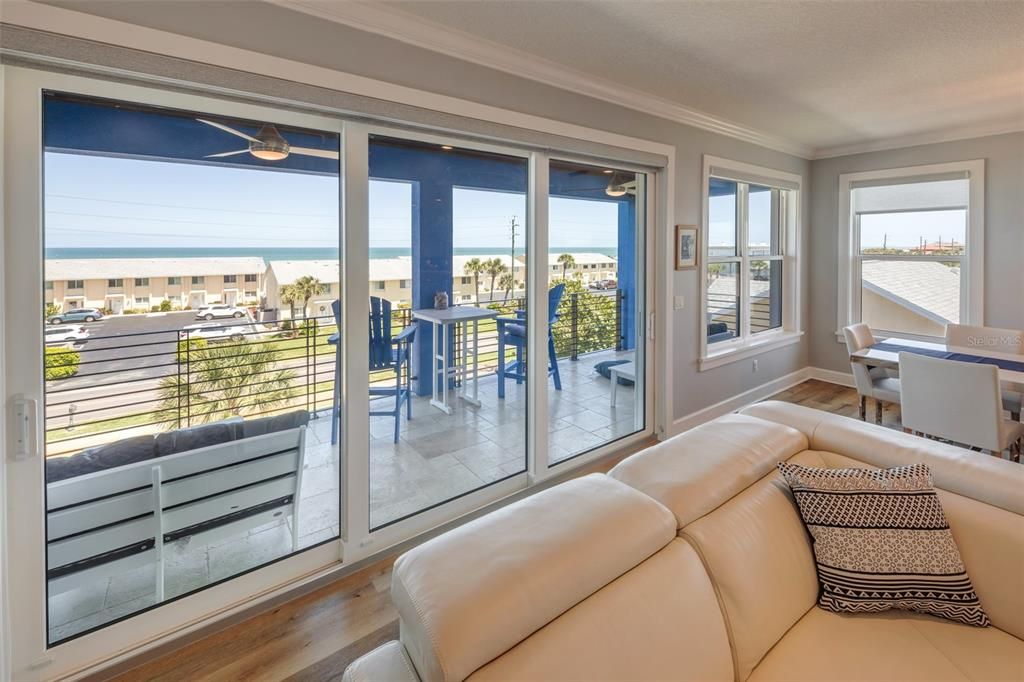 Recently Sold: $1,795,000 (3 beds, 4 baths, 3686 Square Feet)