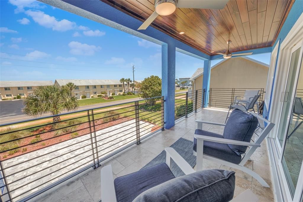 Recently Sold: $1,795,000 (3 beds, 4 baths, 3686 Square Feet)